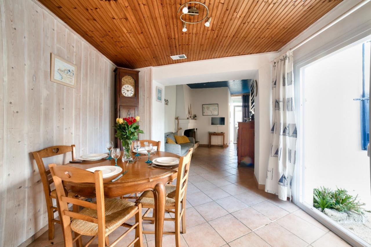 Jolie Maison Avec Cour Pour 5 Personnes Нуармутьє-ан-л'Іль Екстер'єр фото